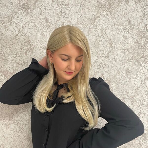 Echthaarperücke blond, lang, gerade gestyled